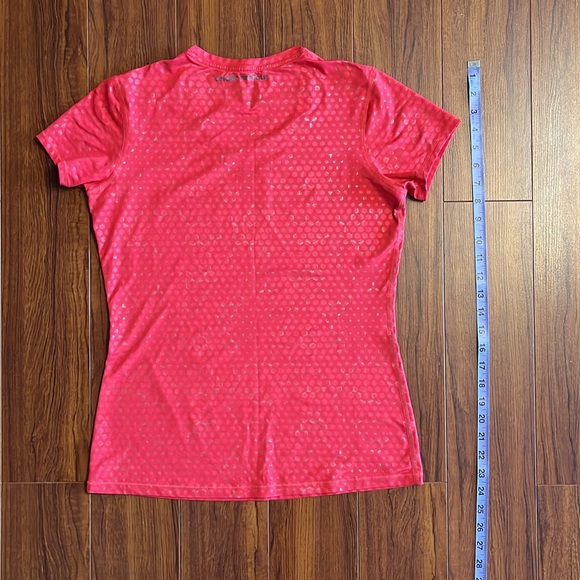 Under Armour top - Picture 4 of 5